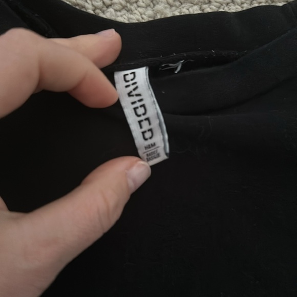 Black Crop Top - Picture 5 of 5